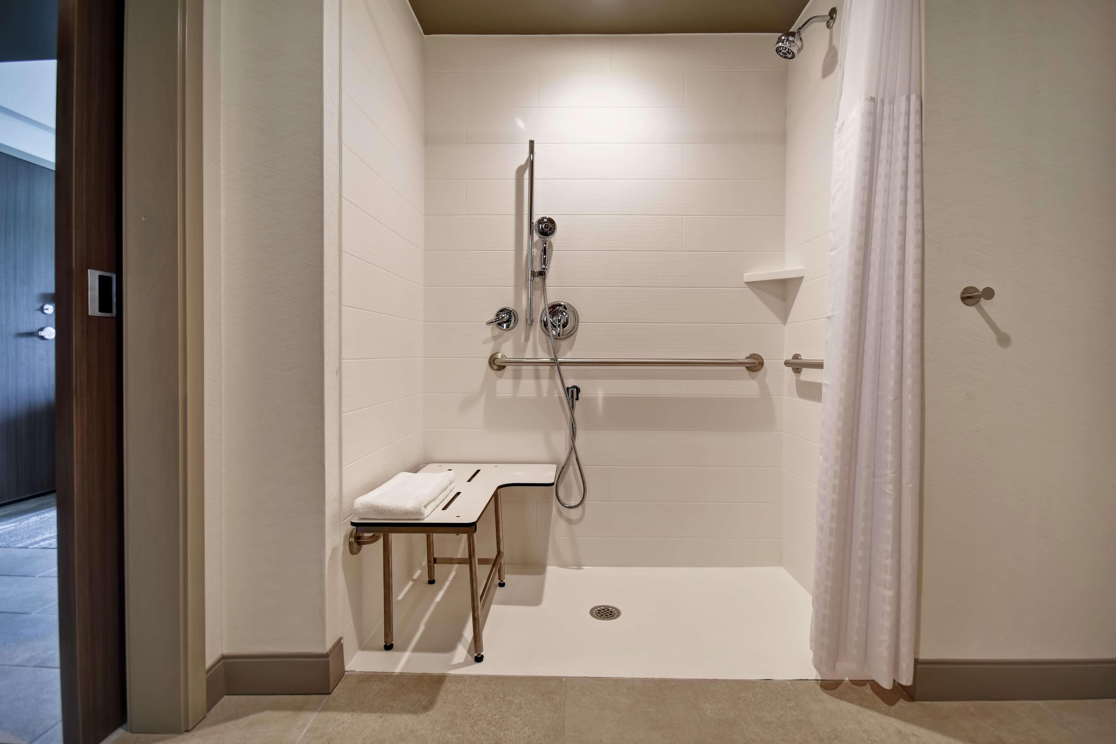 Hilton Garden Inn Lansing West Kültér fotó