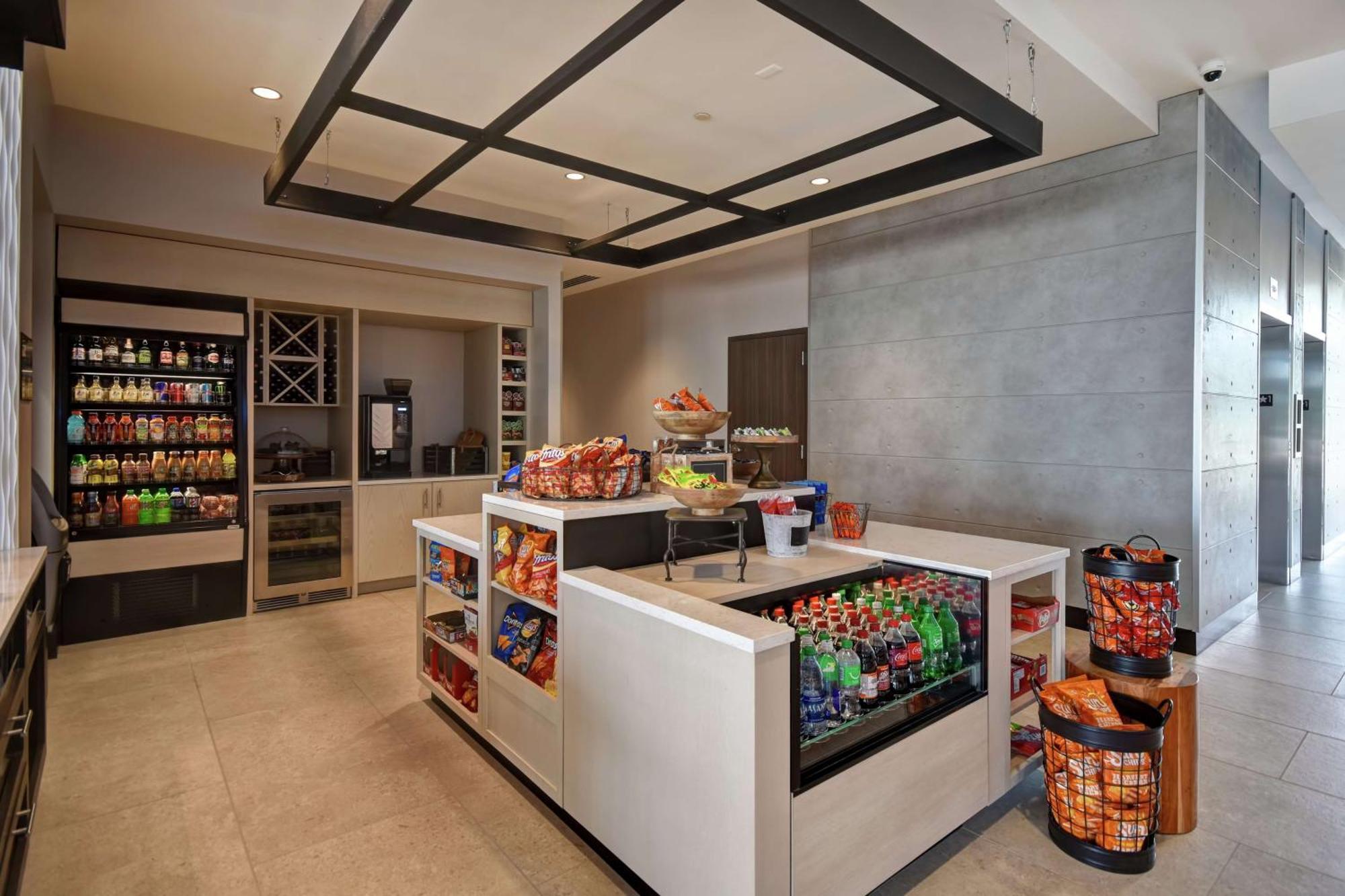 Hilton Garden Inn Lansing West Kültér fotó