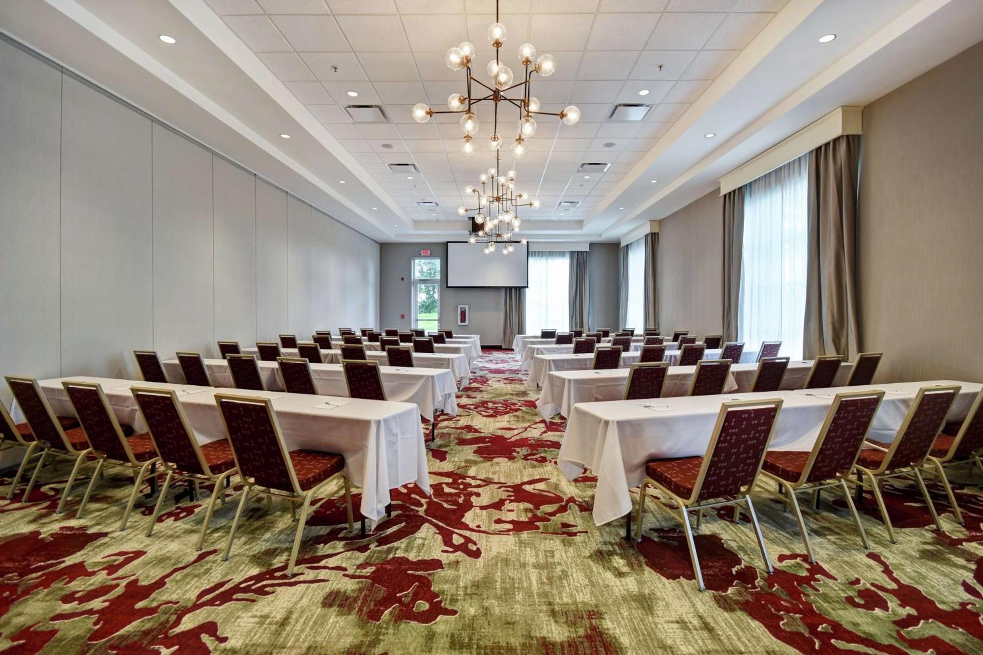 Hilton Garden Inn Lansing West Kültér fotó
